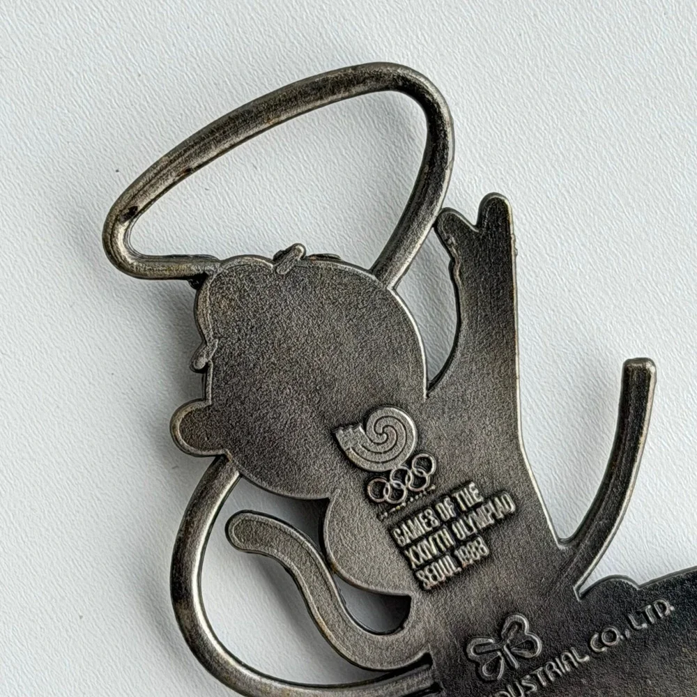 Vintage 1988 Seoul‎ Olympics Decorative Figural Metal Tiger Bottle Opener